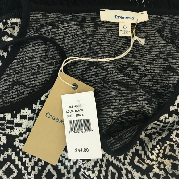 New Freeway 90s Vibe Fringe Boxy Oversize Camisole Top Black White Tribal Aztec - Picture 5 of 8